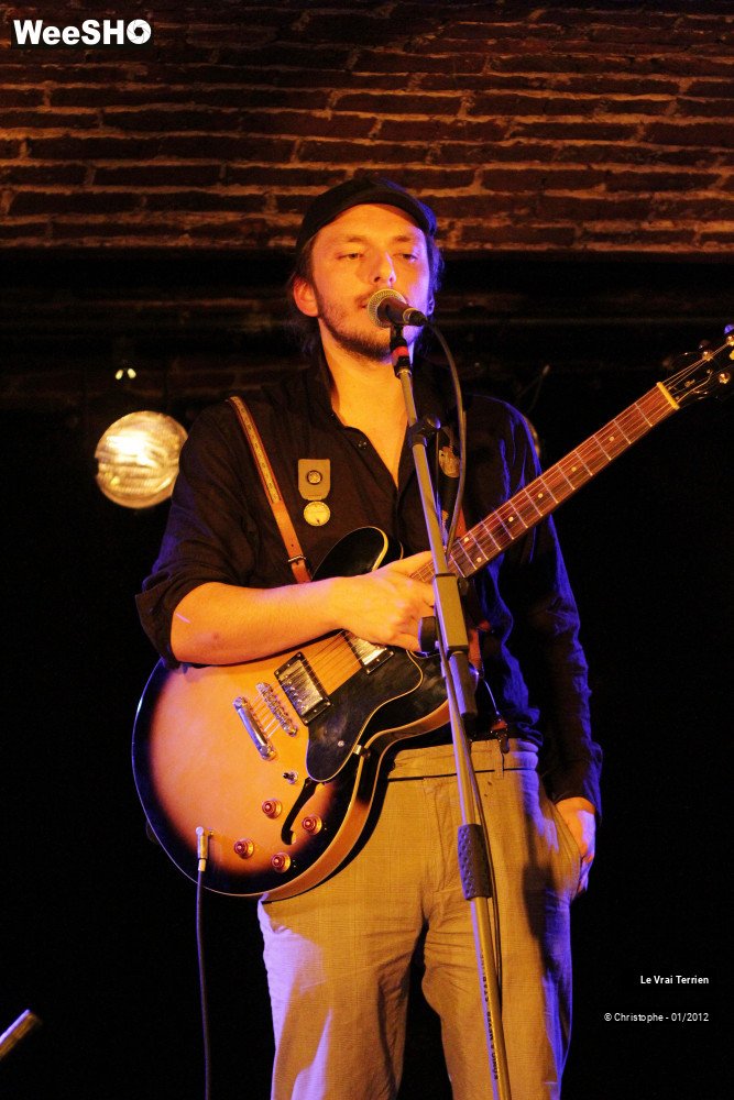 32/44 photos du spectacle le vrai terrien