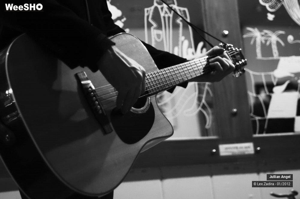 1/13 photos du spectacle Jullian Angel