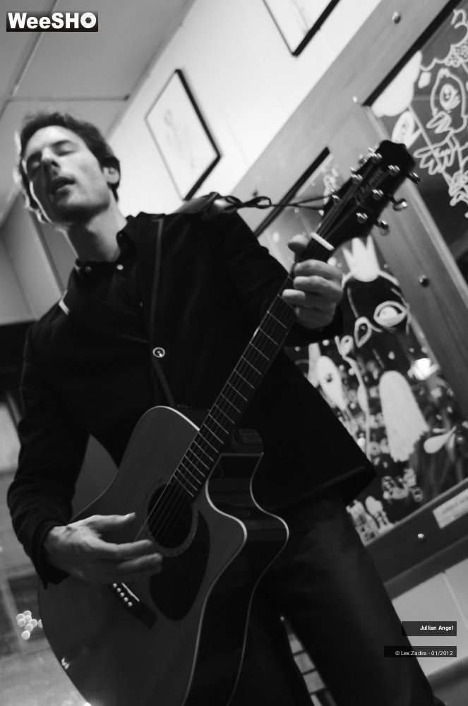 13/13 photos du spectacle Jullian Angel