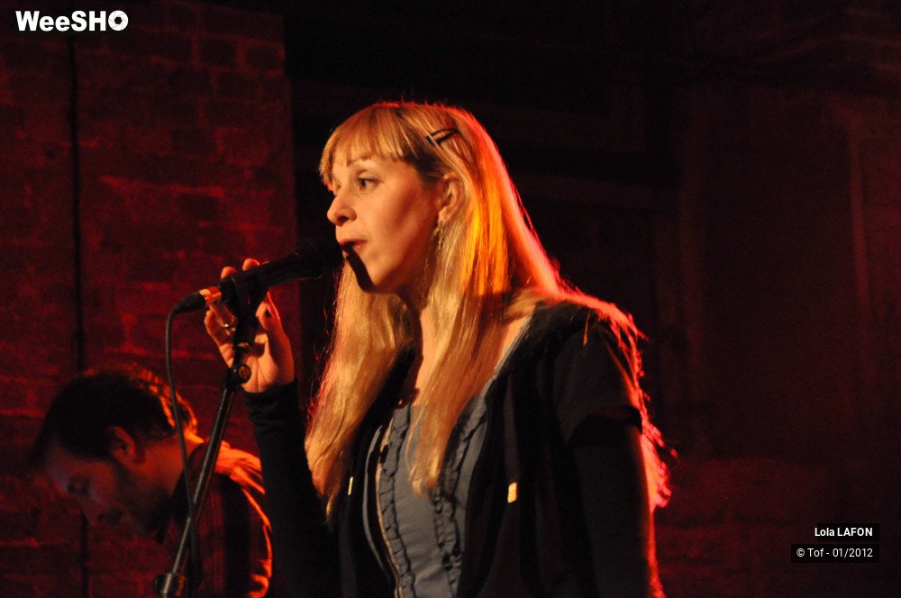 16/29 photos du spectacle Lola LAFON