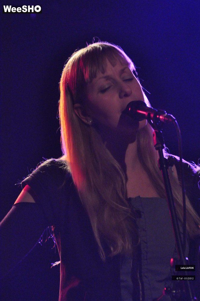 28/29 photos du spectacle Lola LAFON