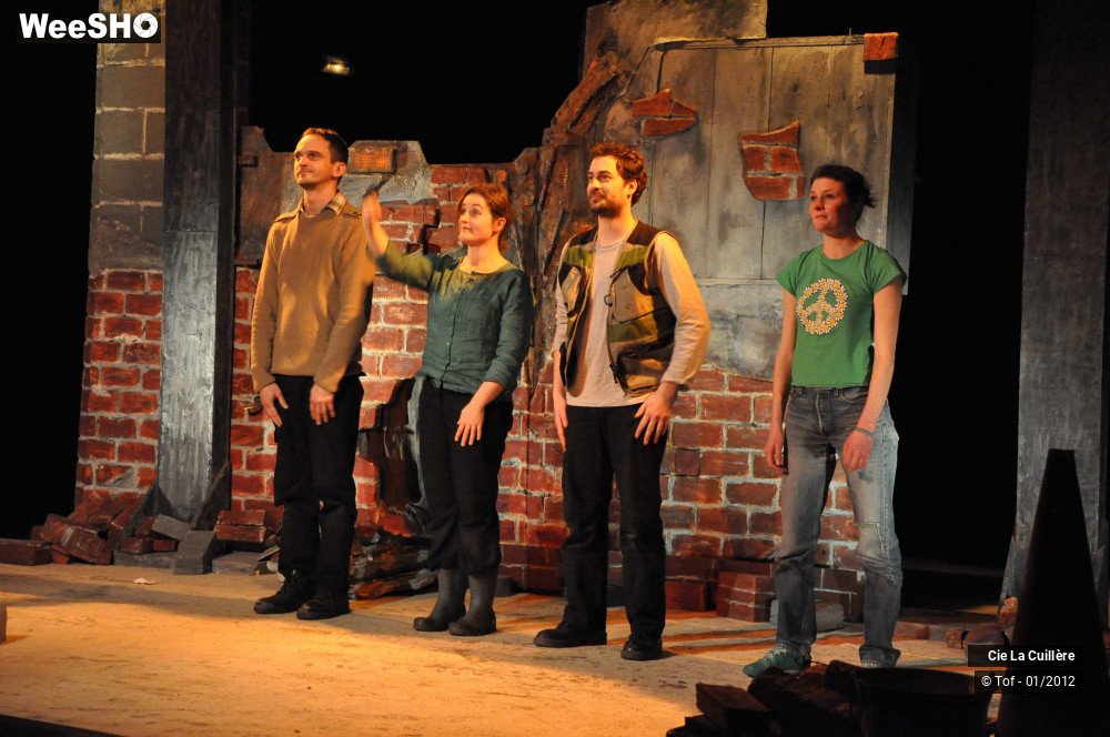 3/36 photos du spectacle Le Mur