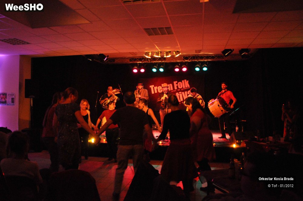 12/35 photos du spectacle Orkestar Kosia Brada
