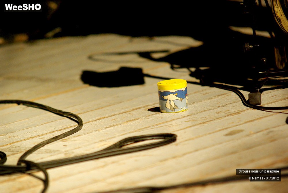 5/34 photos du spectacle 3 roues sous un parapluie