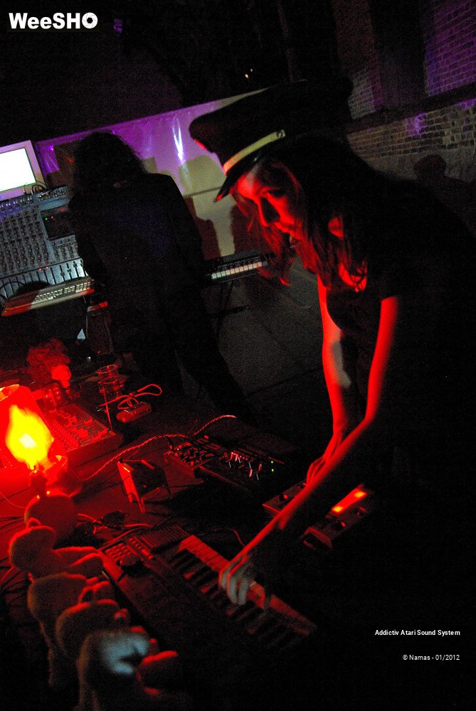 14/19 photos du spectacle Addictiv Atari Sound System