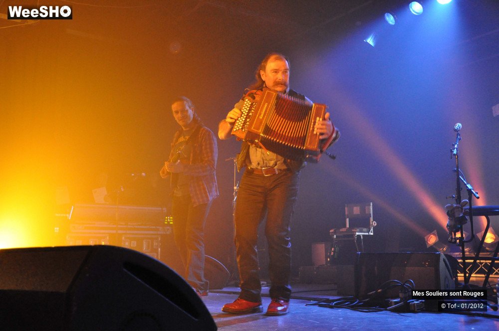 10/50 photos du spectacle Mes Souliers sont Rouges