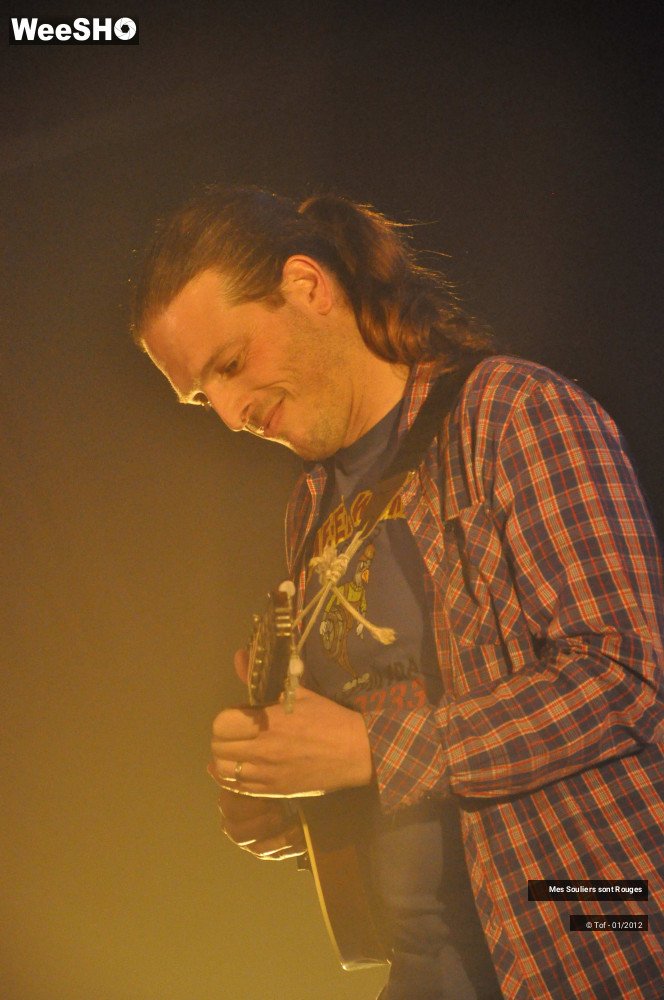 32/50 photos du spectacle Mes Souliers sont Rouges