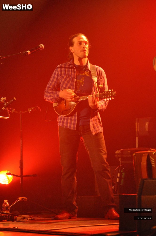 46/50 photos du spectacle Mes Souliers sont Rouges