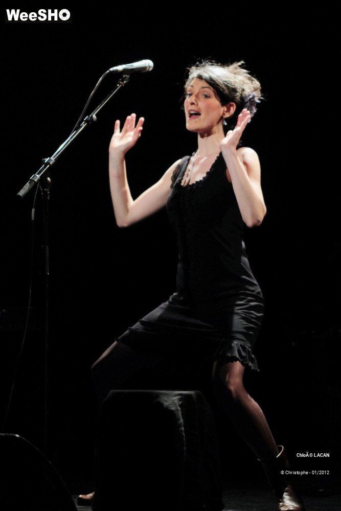 17/44 photos du spectacle Chloé Lacan