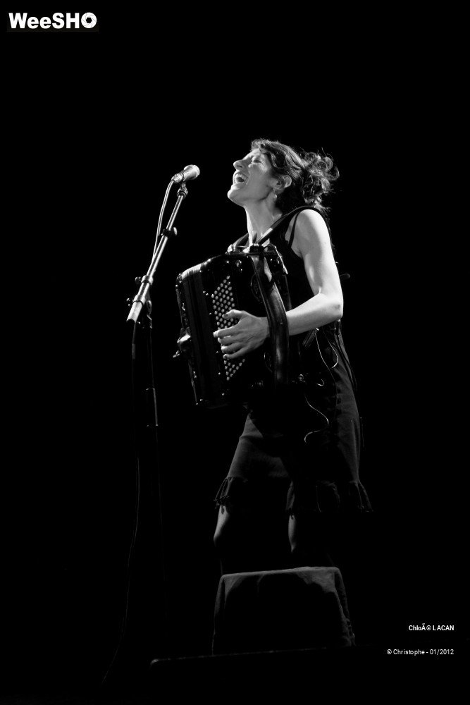 30/44 photos du spectacle Chloé Lacan