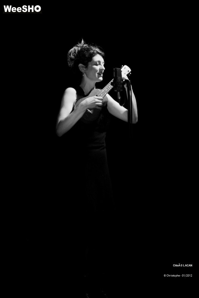 32/44 photos du spectacle Chloé Lacan