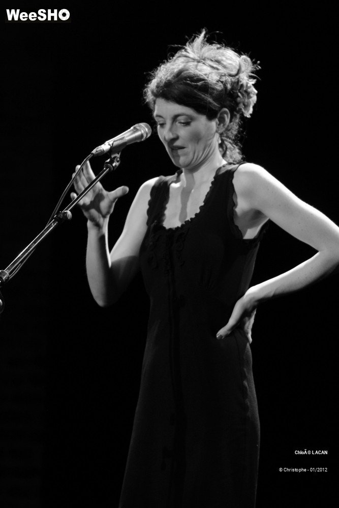 39/44 photos du spectacle Chloé Lacan
