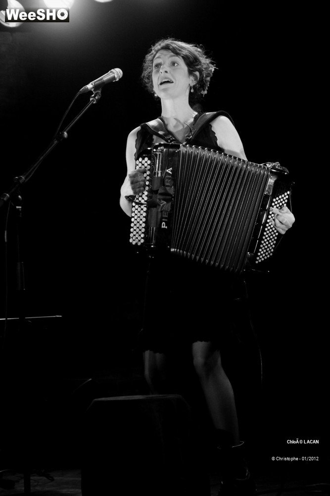 40/44 photos du spectacle Chloé Lacan