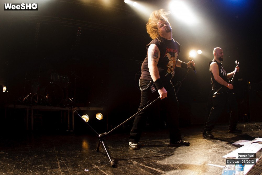 3/7 photos du spectacle Power Fuel