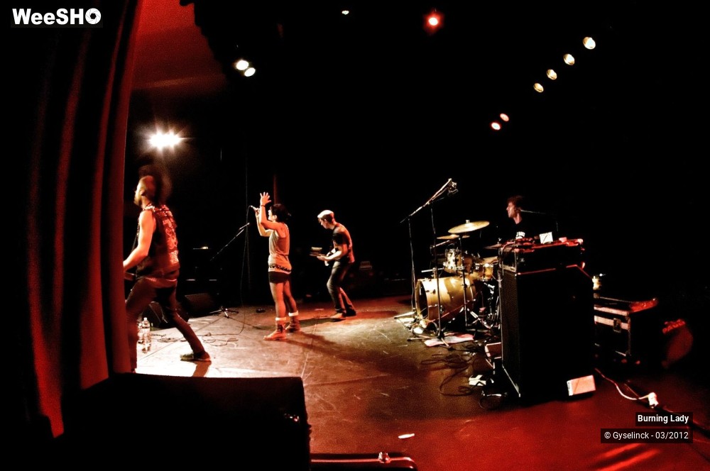 6/46 photos du spectacle Burning Lady