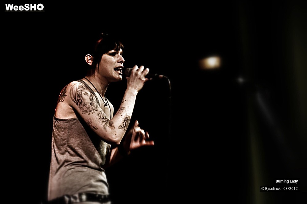 25/46 photos du spectacle Burning Lady