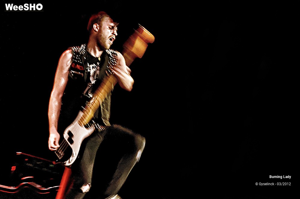 40/46 photos du spectacle Burning Lady
