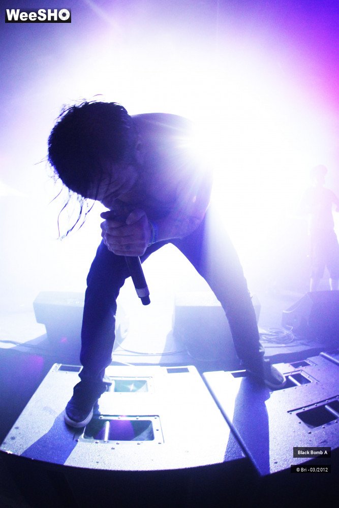 15/34 photos du spectacle Black Bomb A