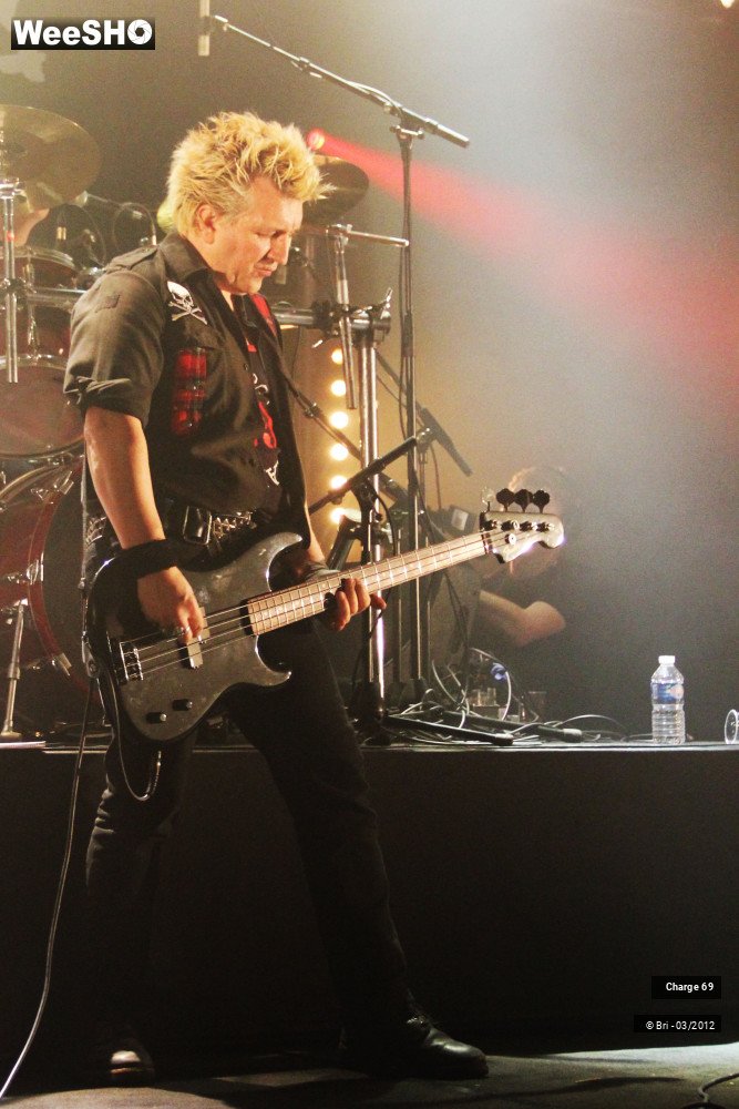 18/27 photos du spectacle Charge 69