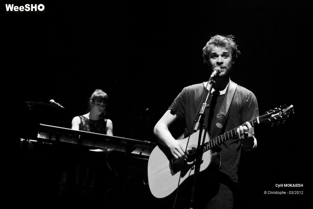 9/39 photos du spectacle Cyril Mokaiesh