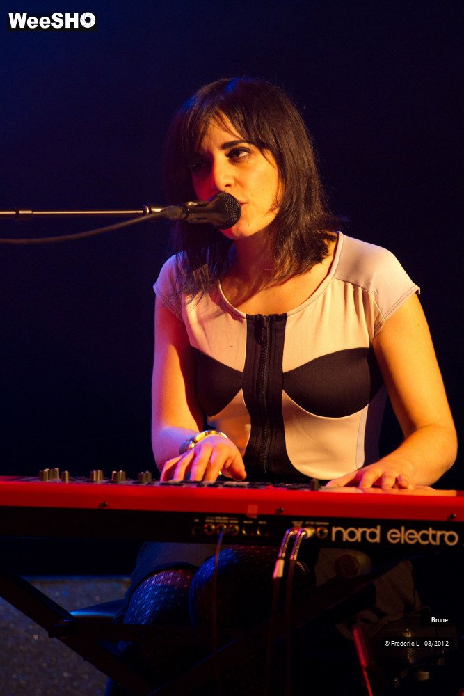 40/42 photos du spectacle Brune