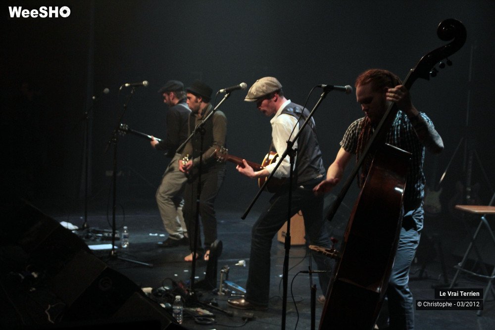 6/32 photos du spectacle le vrai terrien