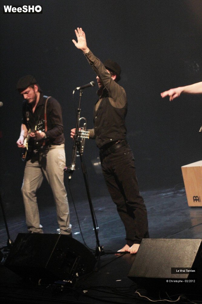19/32 photos du spectacle le vrai terrien