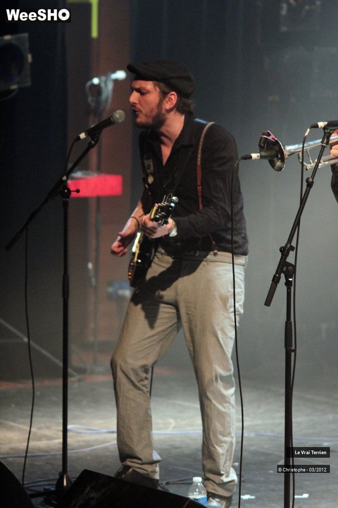 29/32 photos du spectacle le vrai terrien