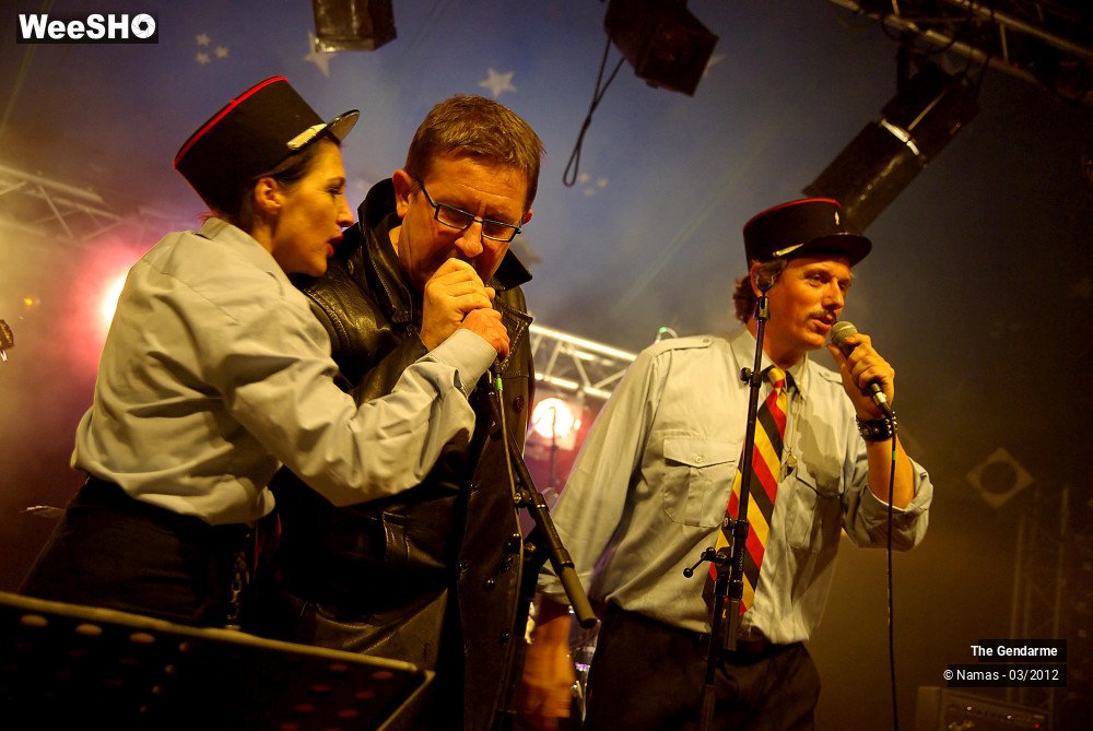 6/37 photos du spectacle The Gendarme