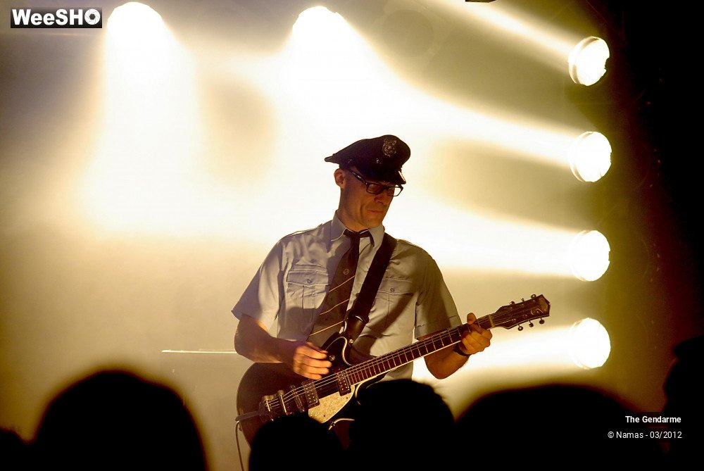 8/37 photos du spectacle The Gendarme