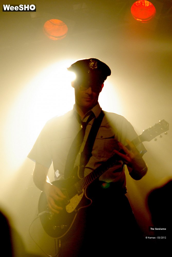 32/37 photos du spectacle The Gendarme
