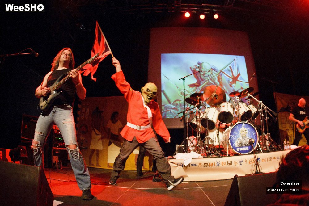 9/38 photos du spectacle Coverslave
