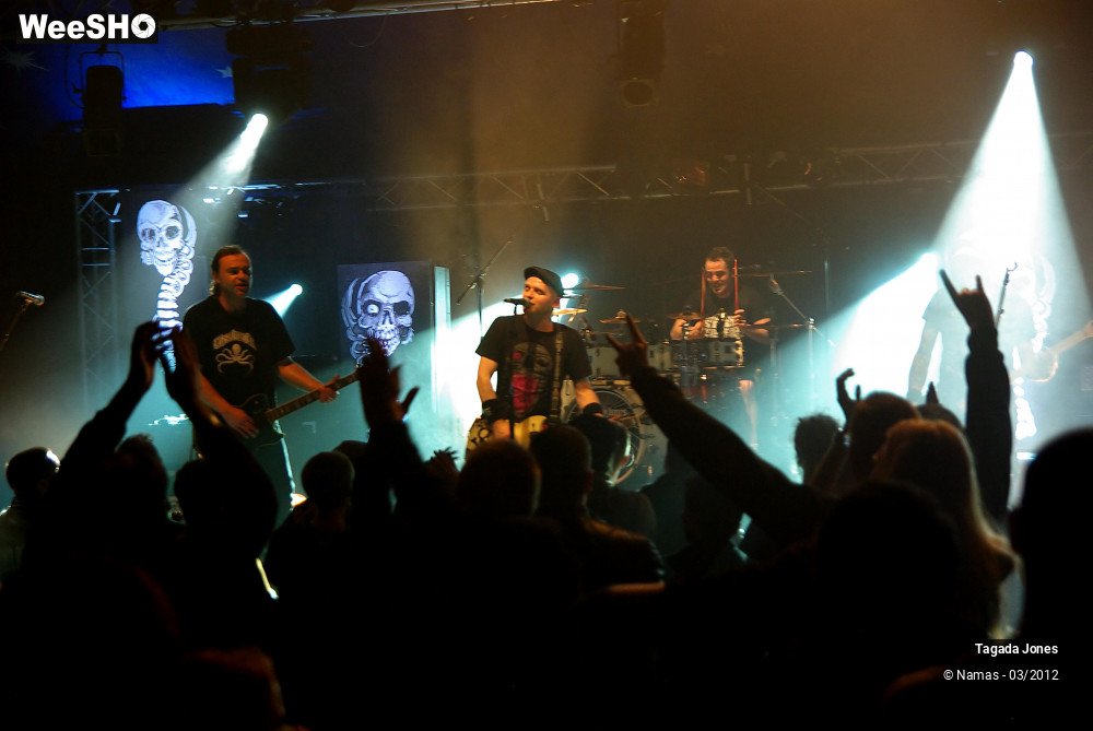 17/32 photos du spectacle Tagada Jones