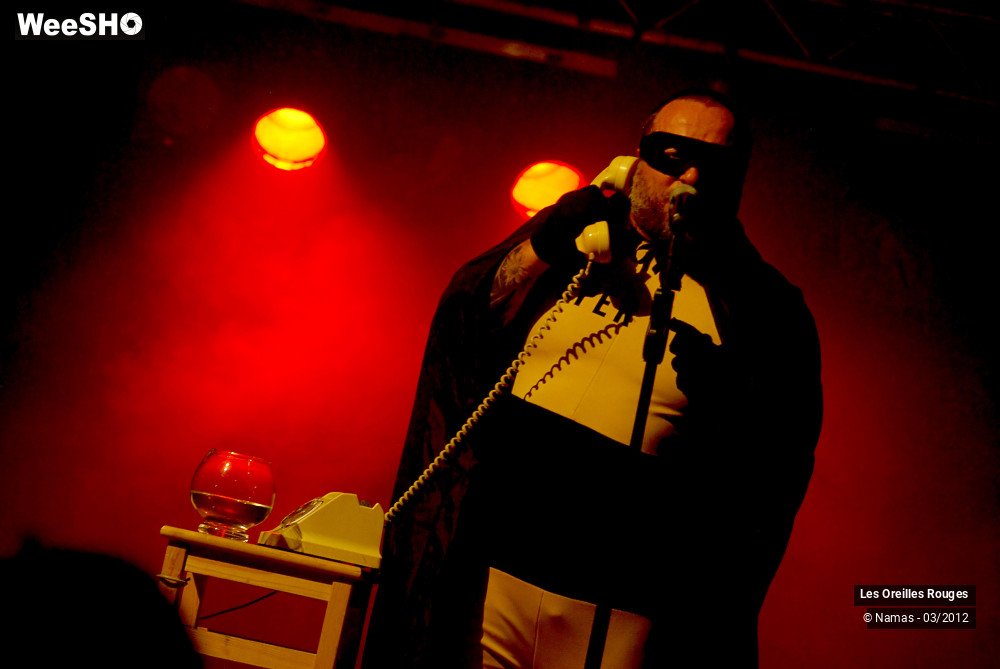 9/26 photos du spectacle Les Oreilles Rouges