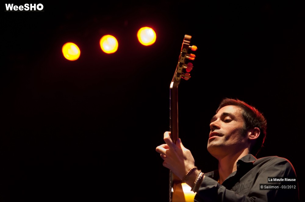 11/32 photos du spectacle La Meute Rieuse