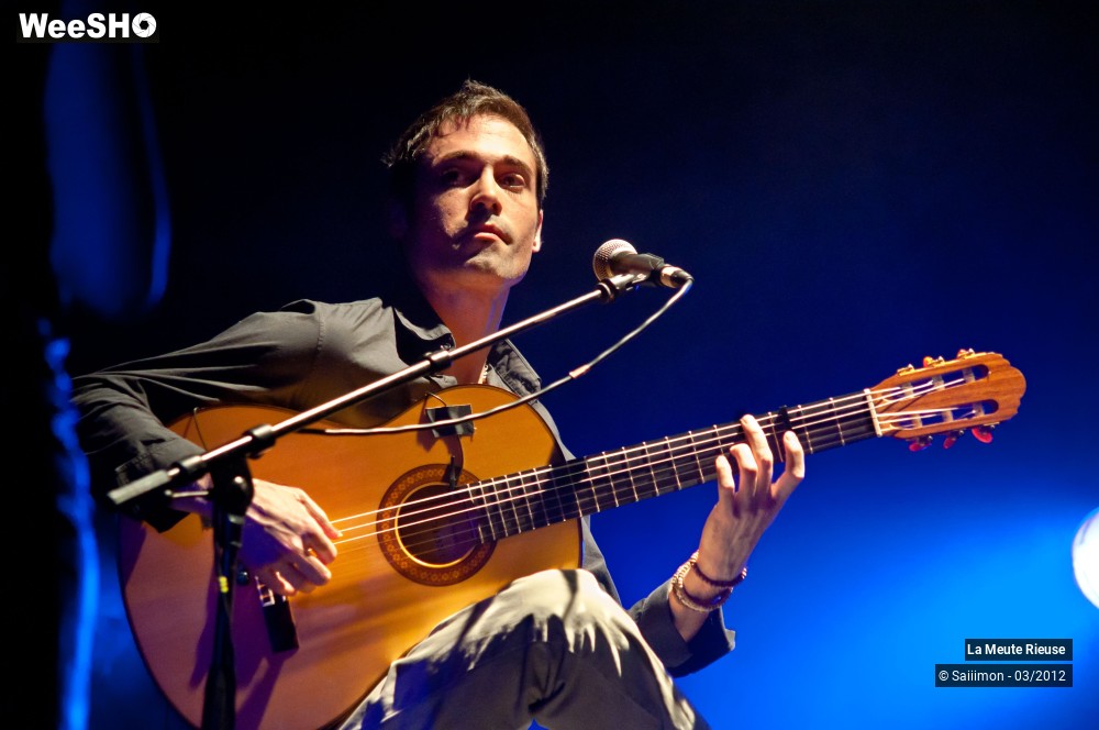 13/32 photos du spectacle La Meute Rieuse