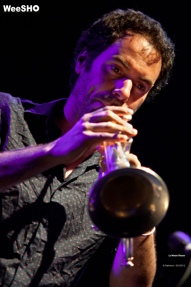 29/32 photos du spectacle La Meute Rieuse