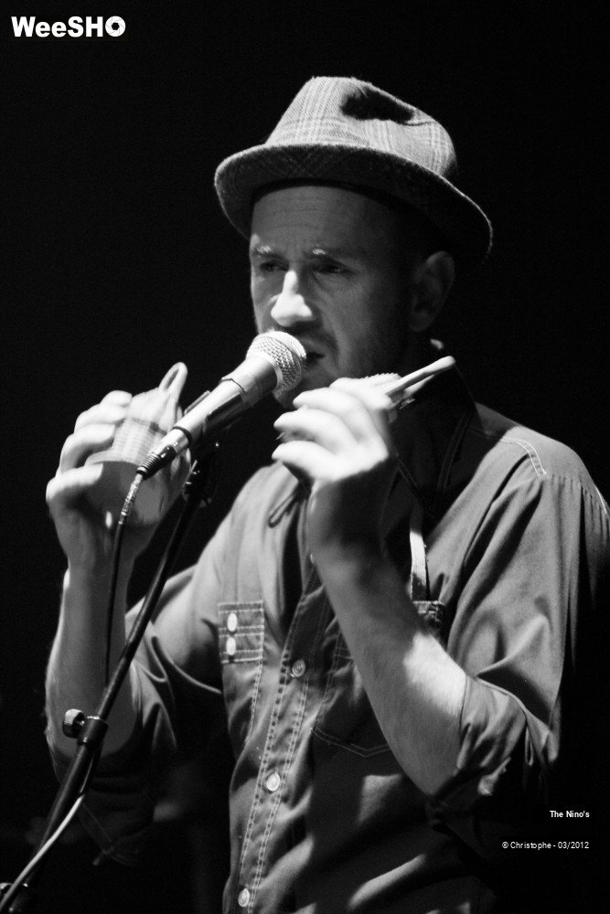 27/50 photos du spectacle The Nino's