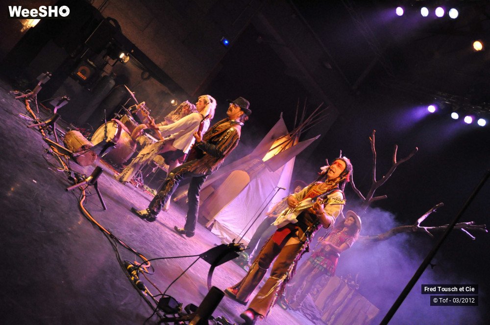 37/50 photos du spectacle Le retour du grand Renard Blanc