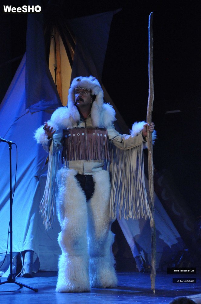 46/50 photos du spectacle Le retour du grand Renard Blanc