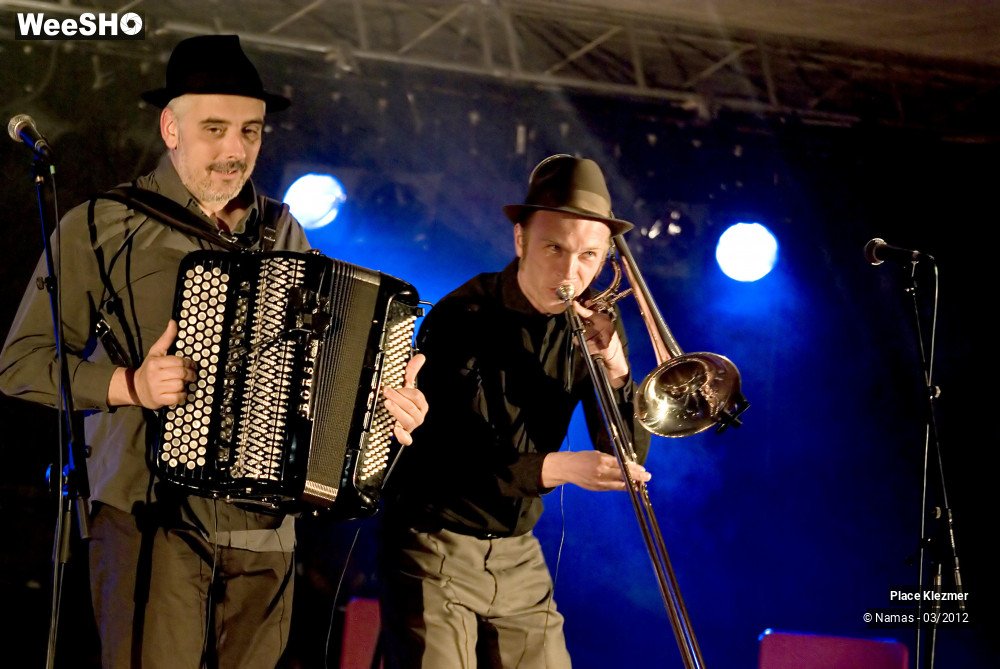 4/28 photos du spectacle Place Klezmer