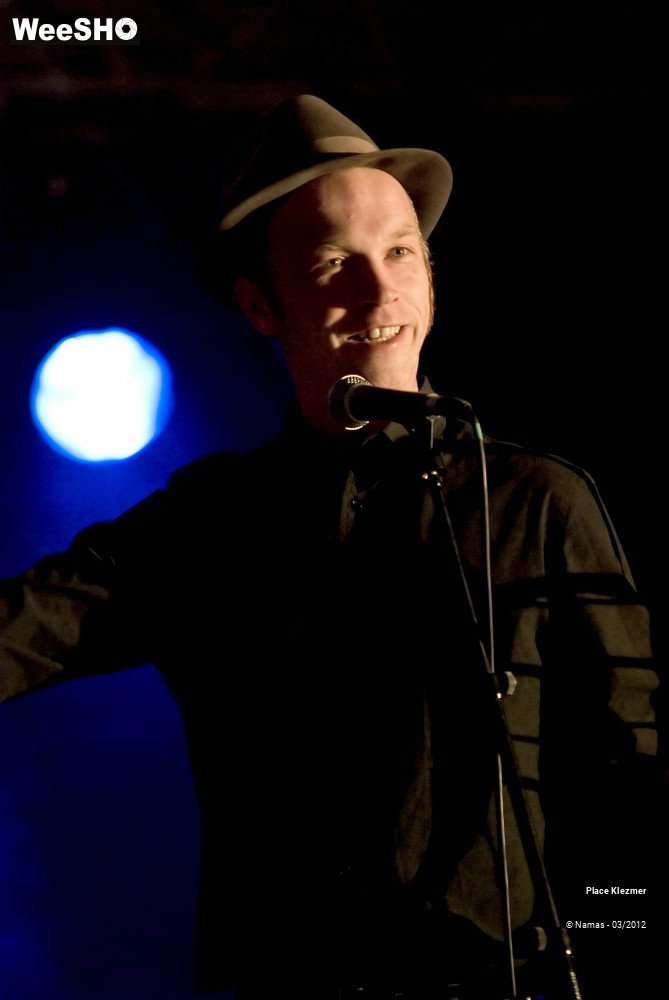 27/28 photos du spectacle Place Klezmer