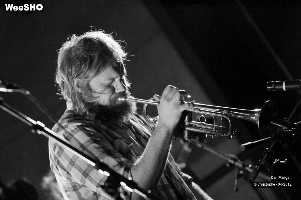 10/32 photos du spectacle Dan Mangan