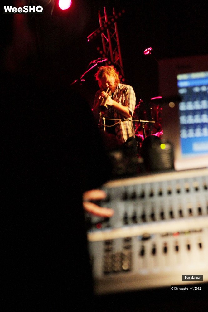 19/32 photos du spectacle Dan Mangan