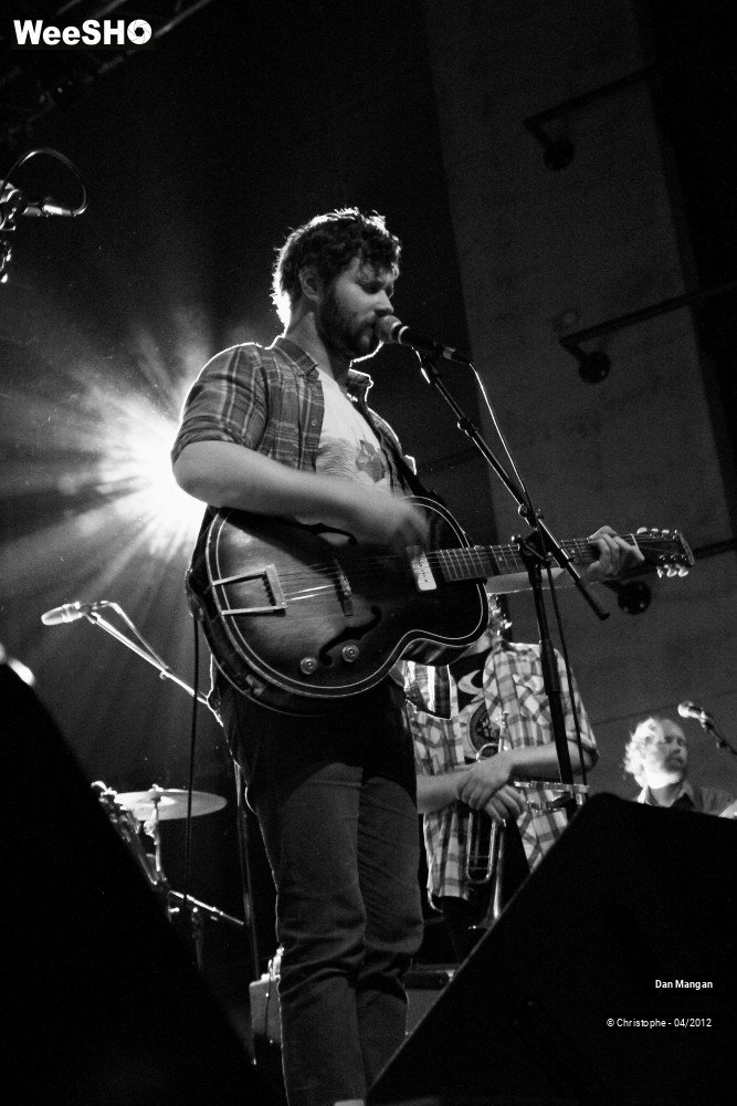 20/32 photos du spectacle Dan Mangan