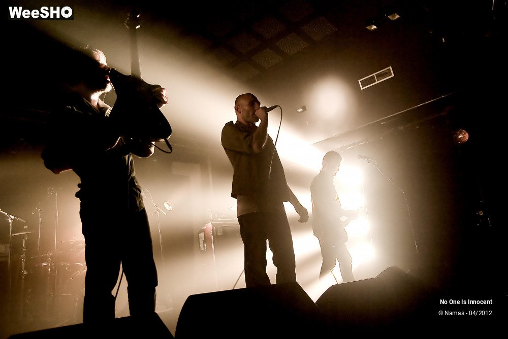 16/33 photos du spectacle No One is Innocent