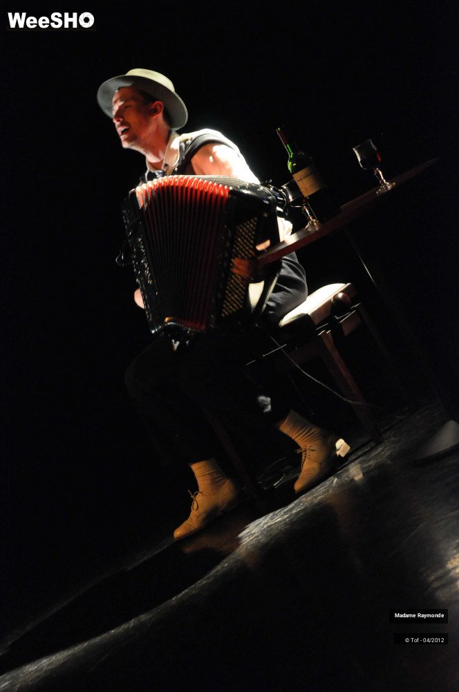 20/27 photos du spectacle Madame Raymonde