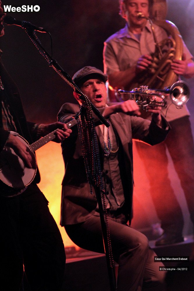 25/49 photos du spectacle Ceux Qui Marchent Debout