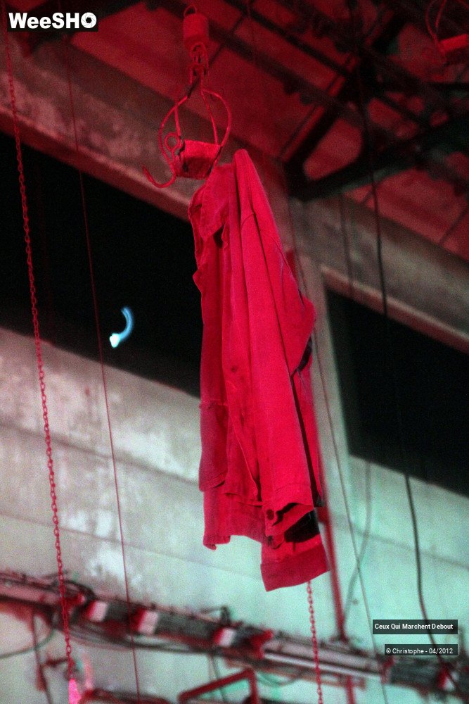 33/49 photos du spectacle Ceux Qui Marchent Debout