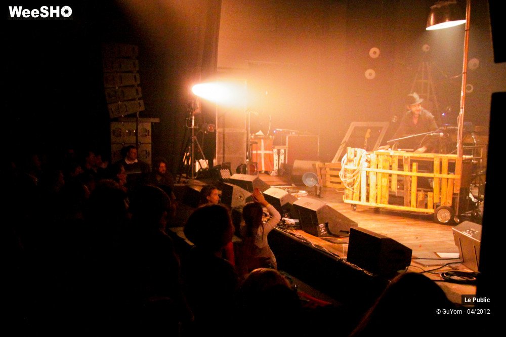 11/23 photos du spectacle Arthur H Ambiance